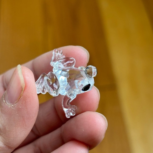 Swarovski Crystal Frog - Picture 2 of 4